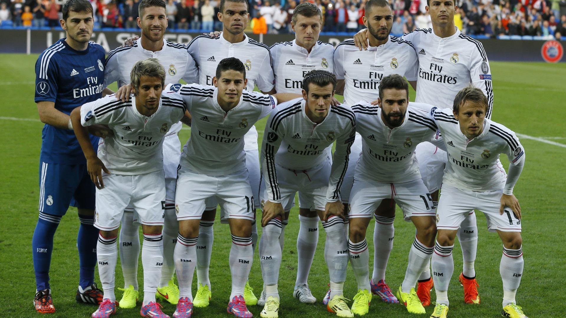 “中超联赛激战正酣,豪门争冠形势白热化”,中超中超